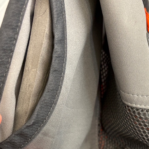 Cabela's Charcoal and Slate Vest with Tangerine Highlights - Picture 4 of 4